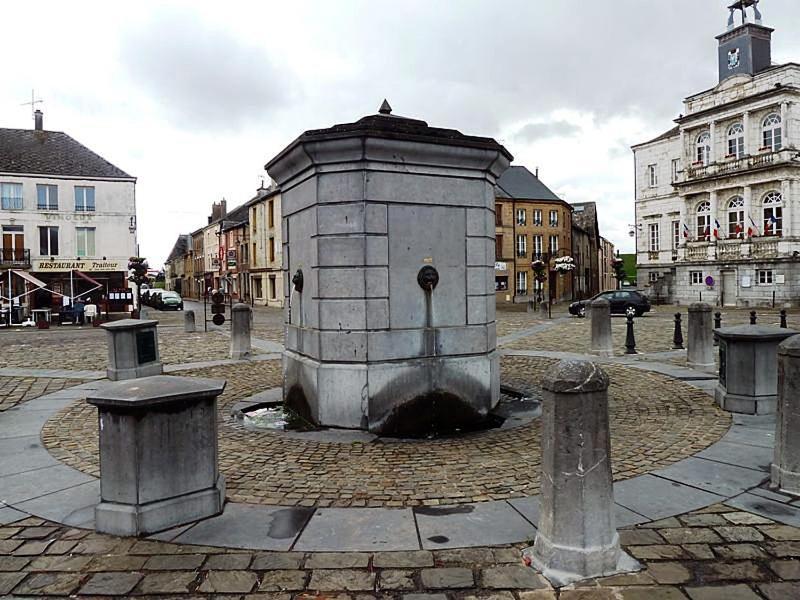 La Roche Du Roy Daire Rocroi Dış mekan fotoğraf